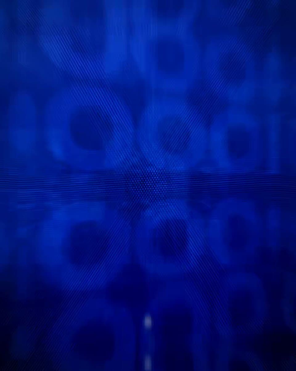 MR1JdQhYTFVI j c